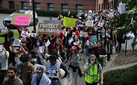 Tim Scott proposal targets Harvard’s federal funding as students rally against Israel again